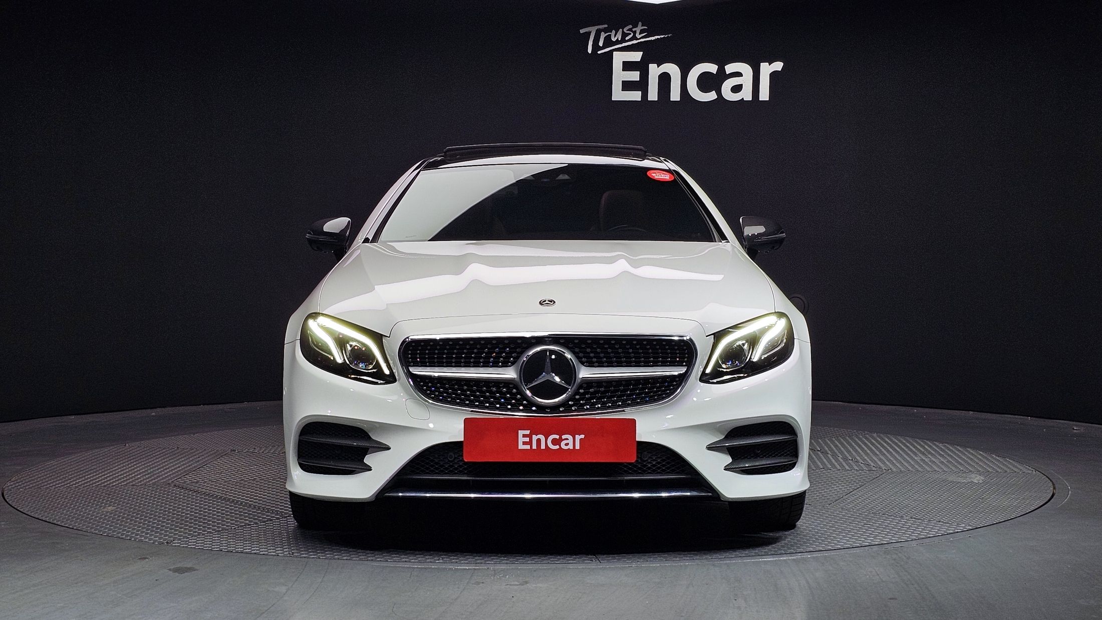 MERCEDES BENZ E-CLASS W213 2017