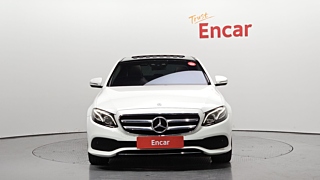 MERCEDES BENZ E-CLASS W213 2017
