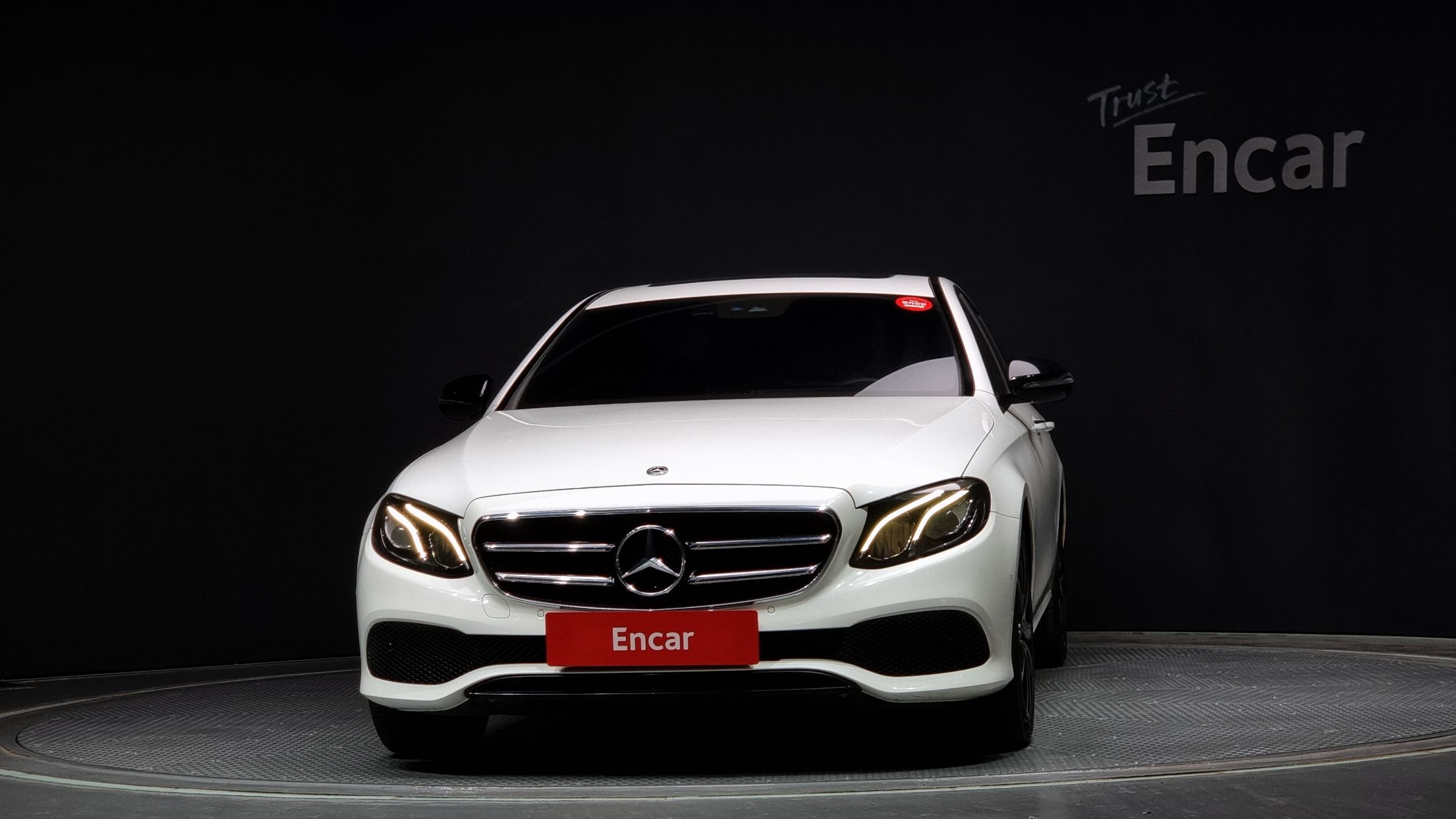 MERCEDES BENZ E-CLASS W213 2020