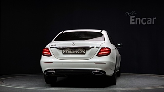 MERCEDES BENZ E-CLASS W213 2020