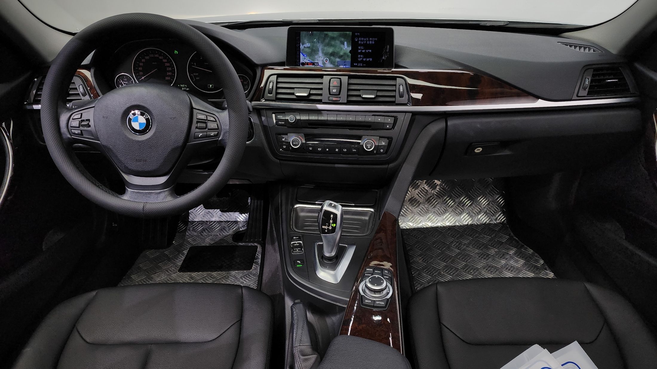 BMW 3-SERIES F30 2012