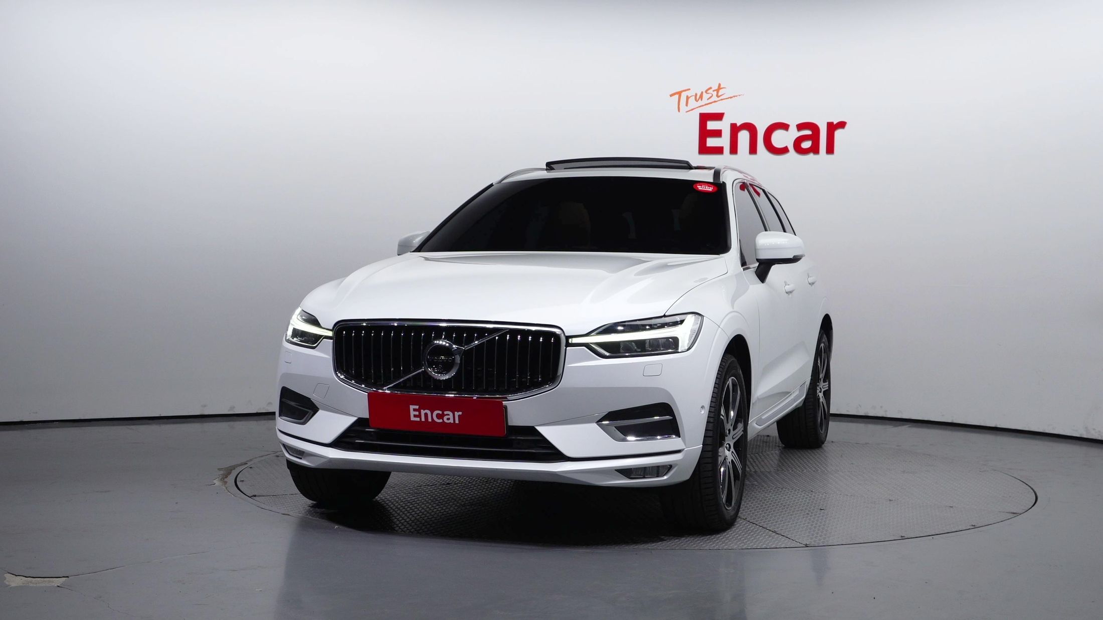 VOLVO XC60 2019