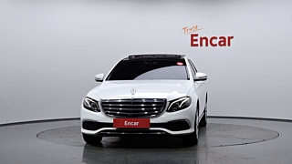 MERCEDES BENZ E-CLASS W213 2019