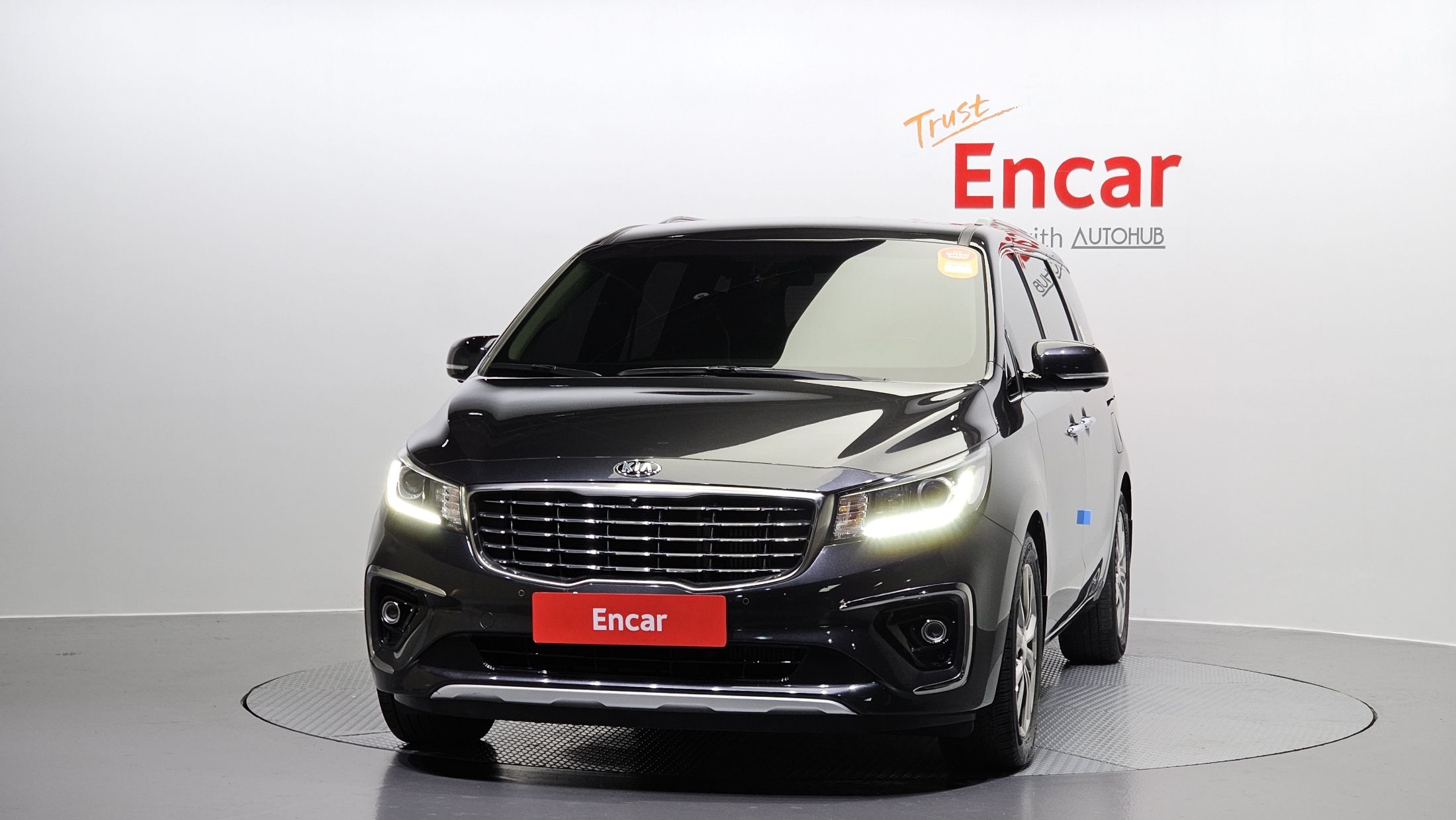 KIA CARNIVAL 2019
