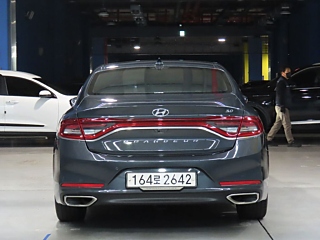 HYUNDAI GRANDEUR IG 2017