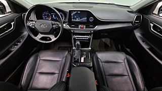 HYUNDAI GRANDEUR IG 2017