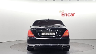 GENESIS EQ900 2017