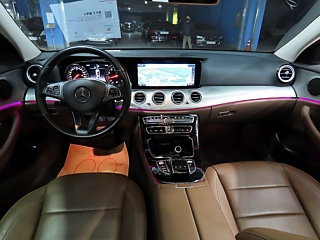 MERCEDES BENZ E-CLASS W213 2017