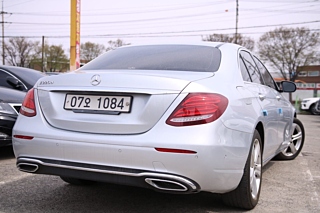 MERCEDES BENZ E-CLASS W213 2017