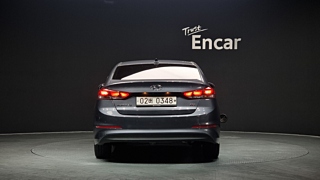 HYUNDAI AVANTE AD 2016