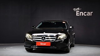 MERCEDES BENZ E-CLASS W213 2019
