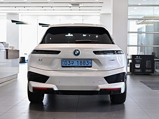 BMW IX 2024