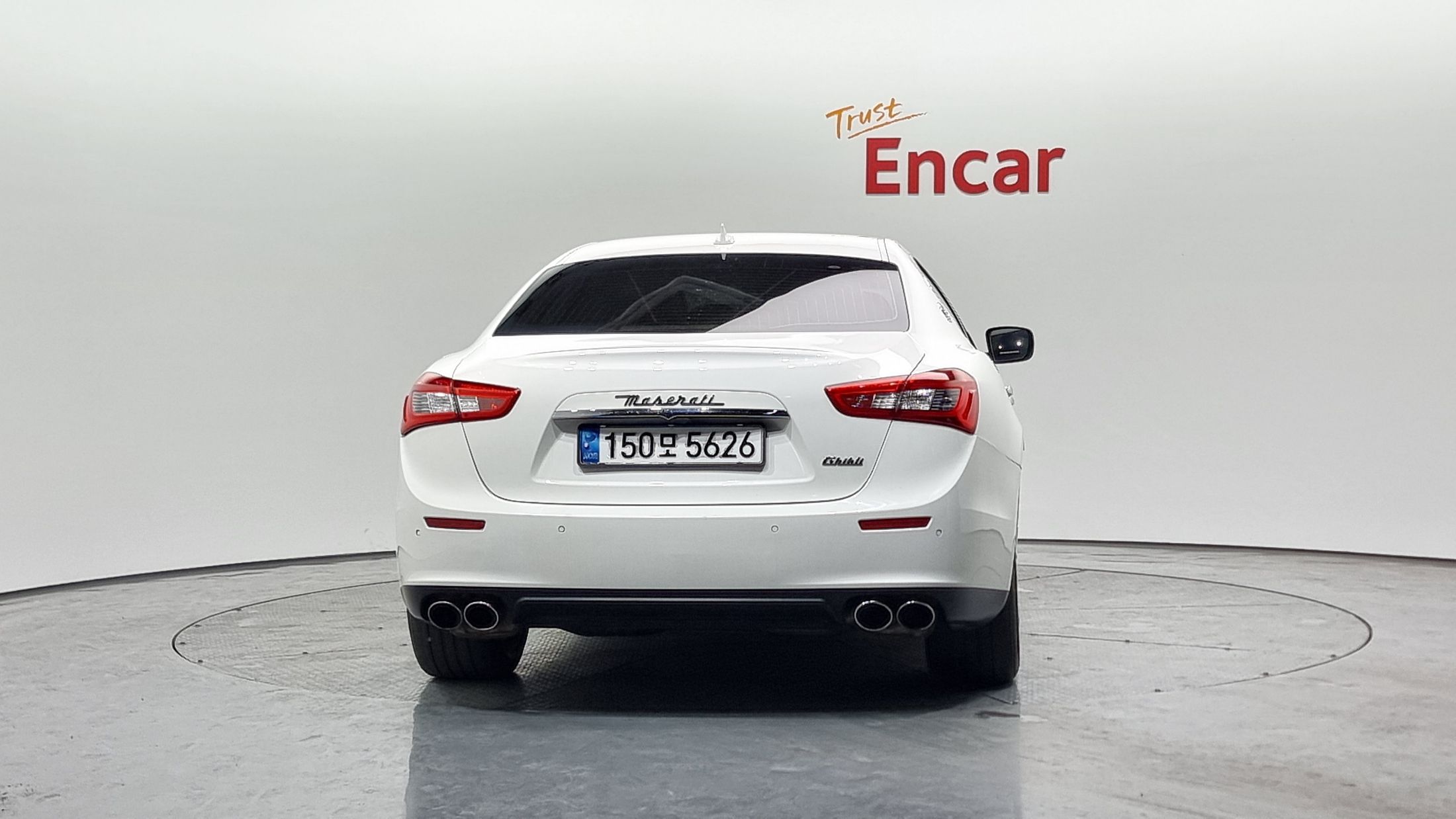 MASERATI GHIBLI 2015