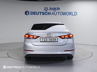 HYUNDAI AVANTE AD 2016