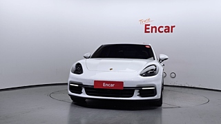 PORSCHE PANAMERA 971 2018