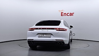 PORSCHE PANAMERA 971 2018