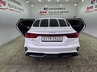 KIA K3 2023