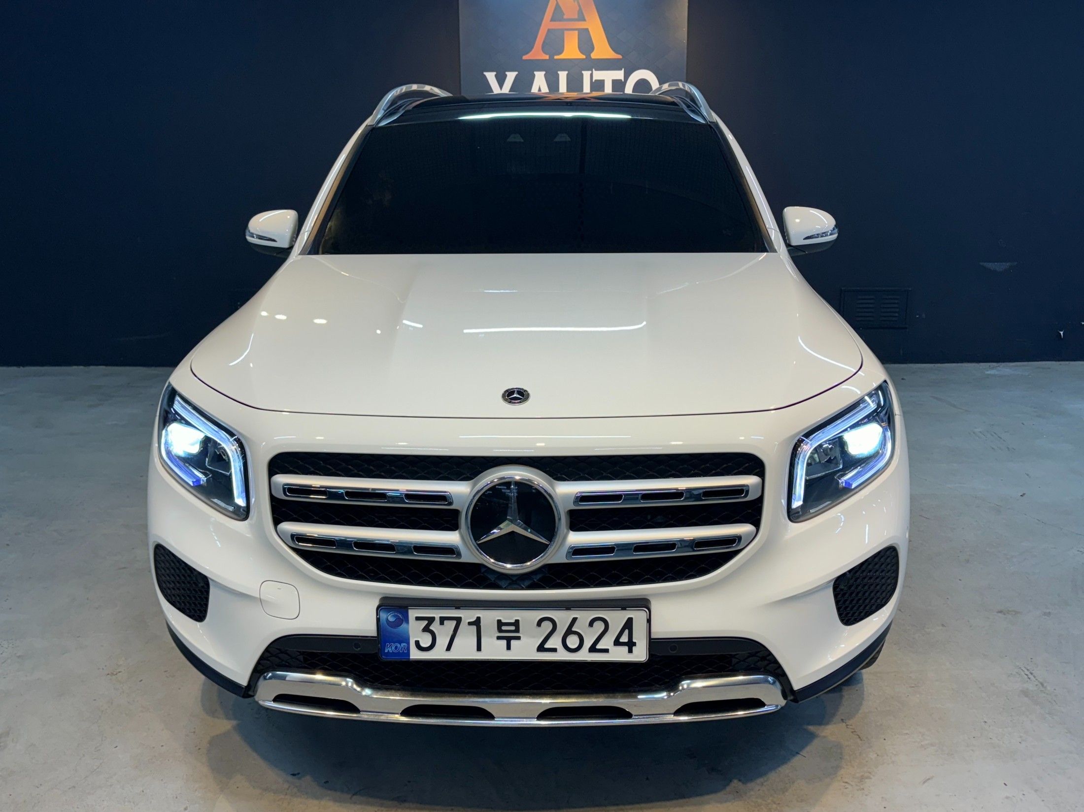 MERCEDES BENZ GLB-CLASS X247 2023