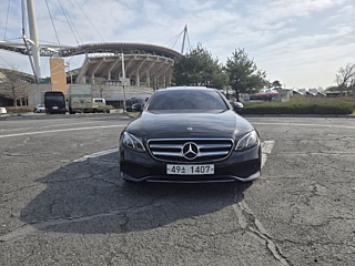 MERCEDES BENZ E-CLASS W213 2018
