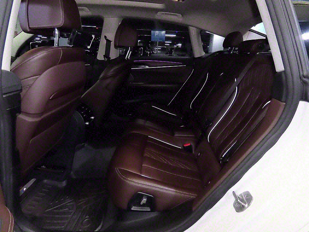 BMW 6-SERIES GT G32