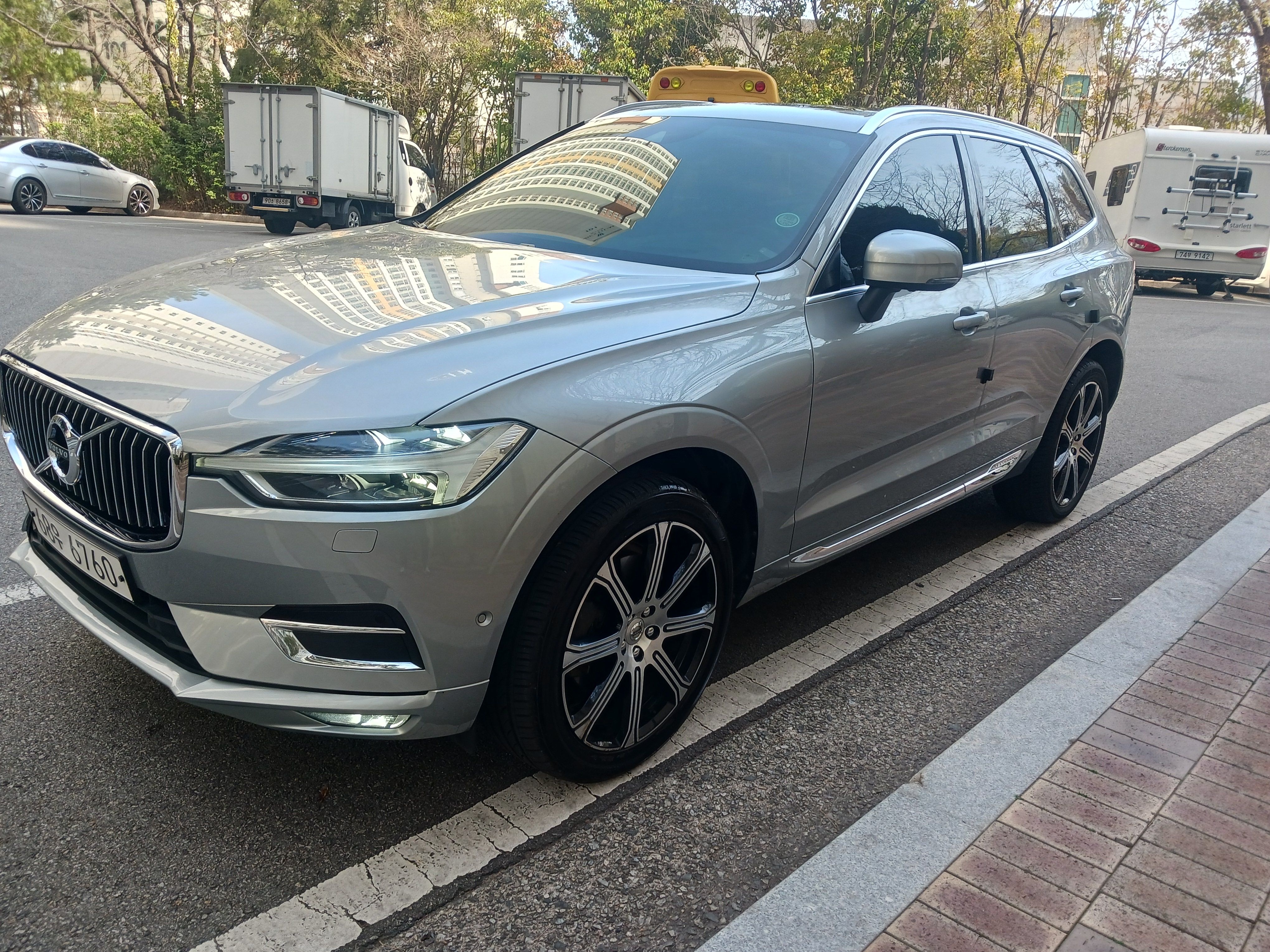 VOLVO XC60 2019