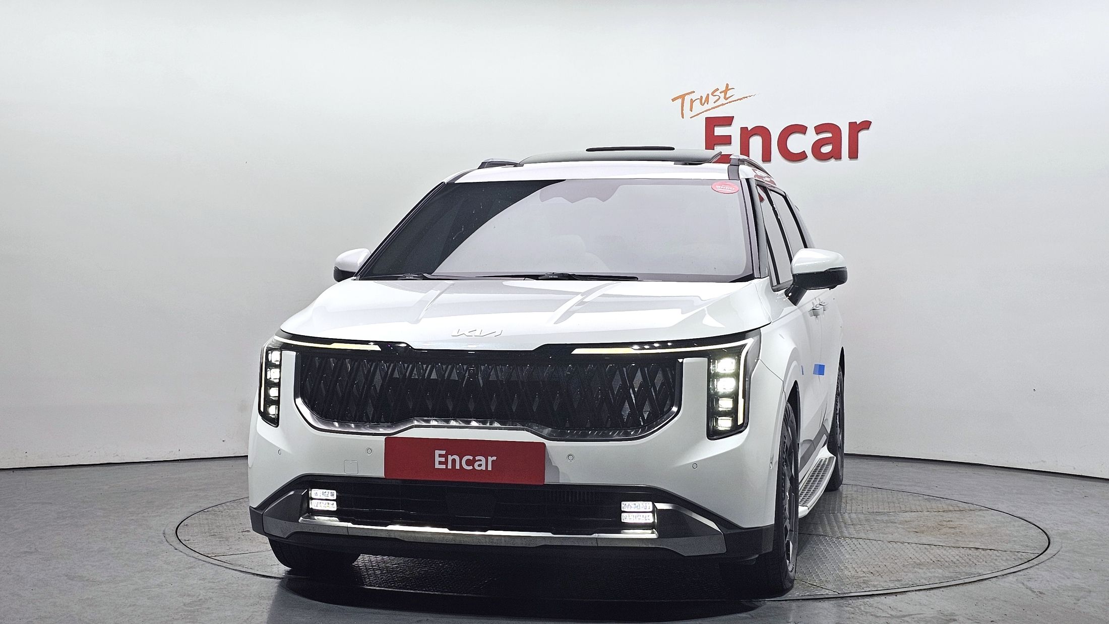 KIA CARNIVAL 2023