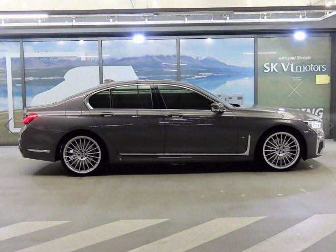 BMW 7-SERIES G11 2022