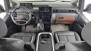 HYUNDAI STARIA 2021