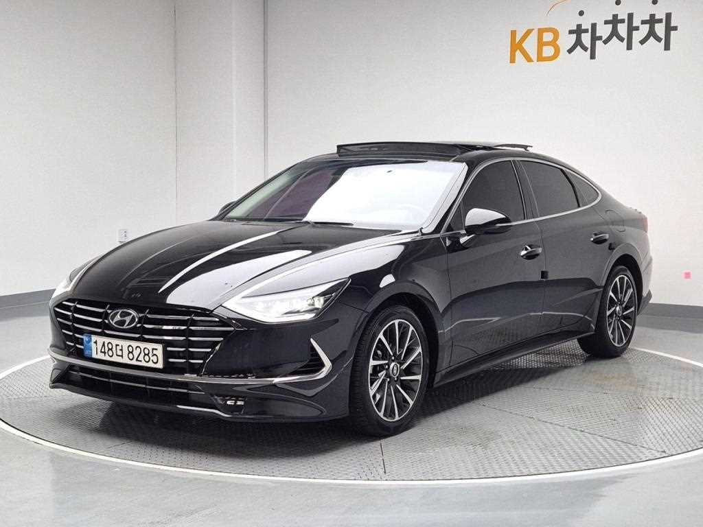 HYUNDAI SONATA DN8 2021