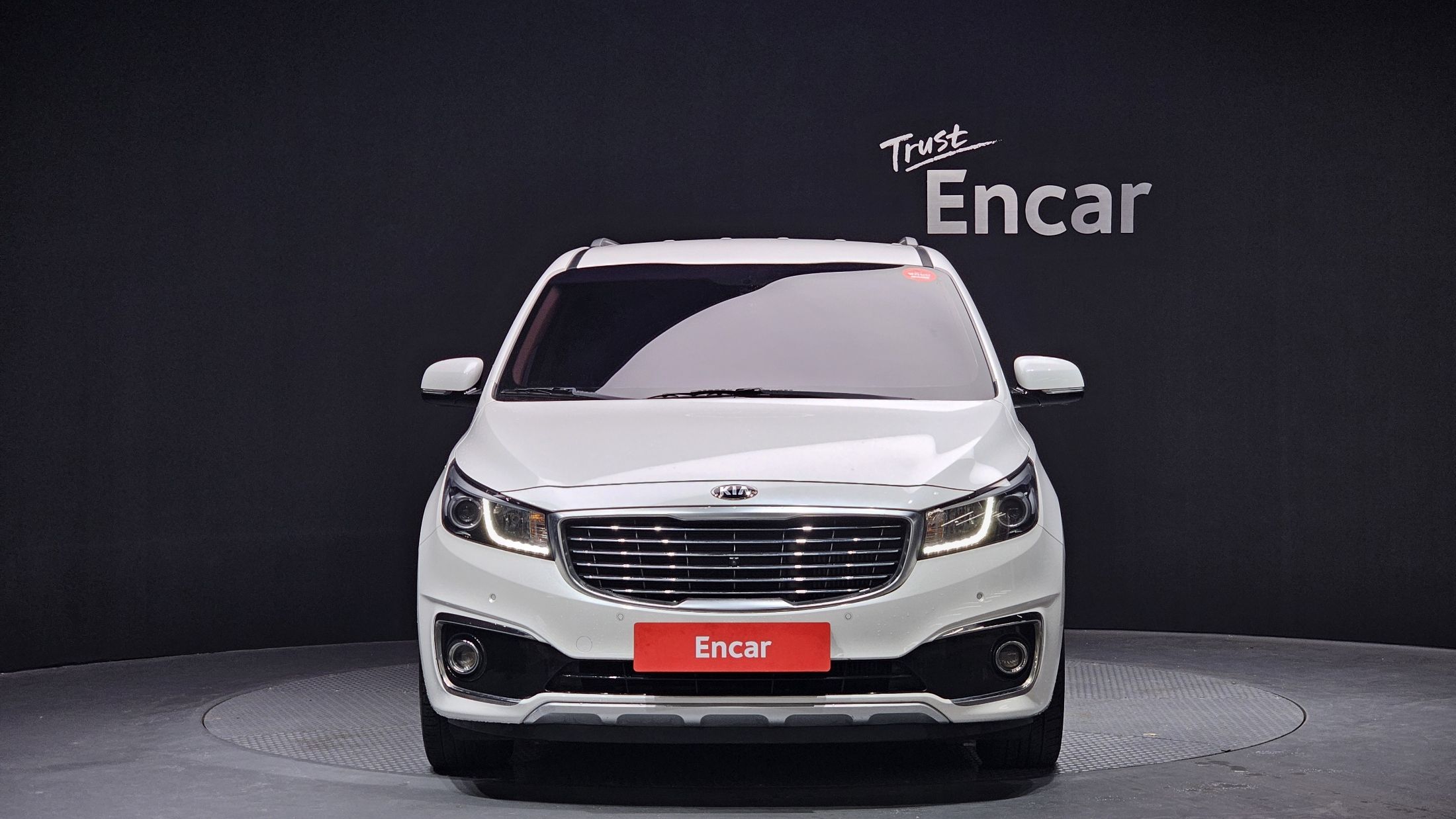 KIA CARNIVAL 2017