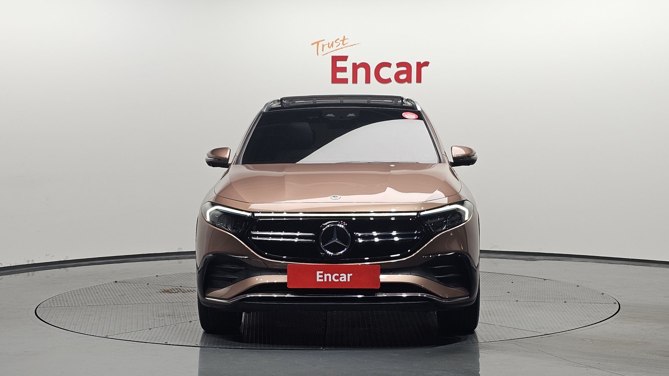 MERCEDES BENZ EQA H243