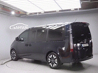 HYUNDAI STARIA 2021