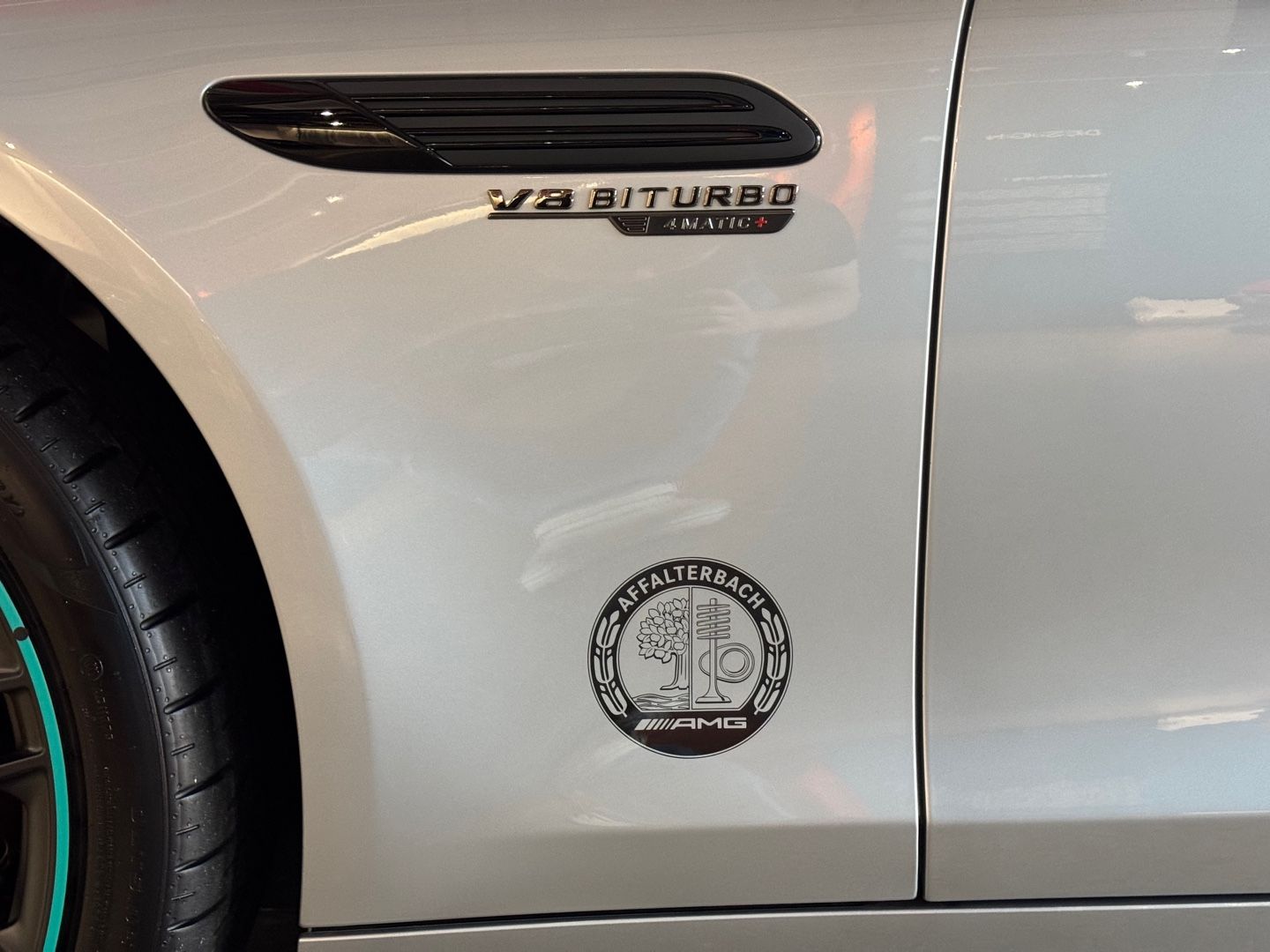MERCEDES BENZ SL-CLASS R232 2024