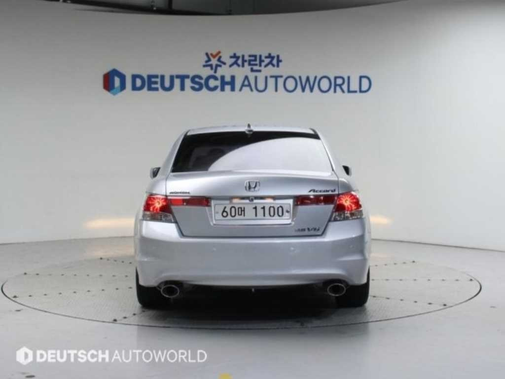 HONDA ACCORD 2010