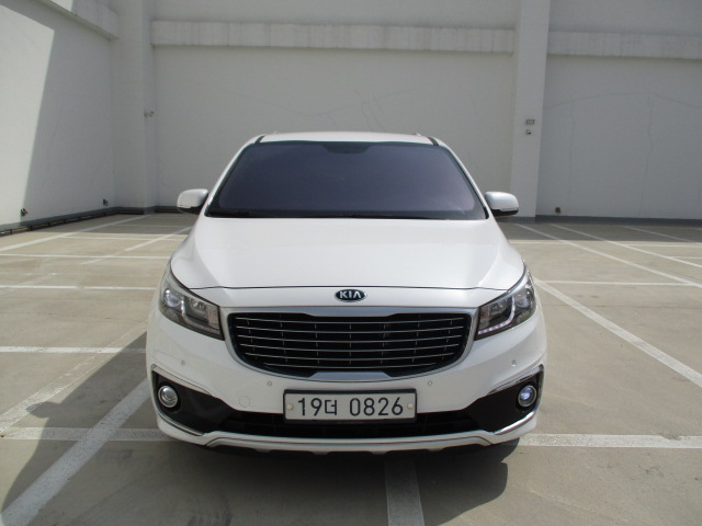 KIA CARNIVAL 2016