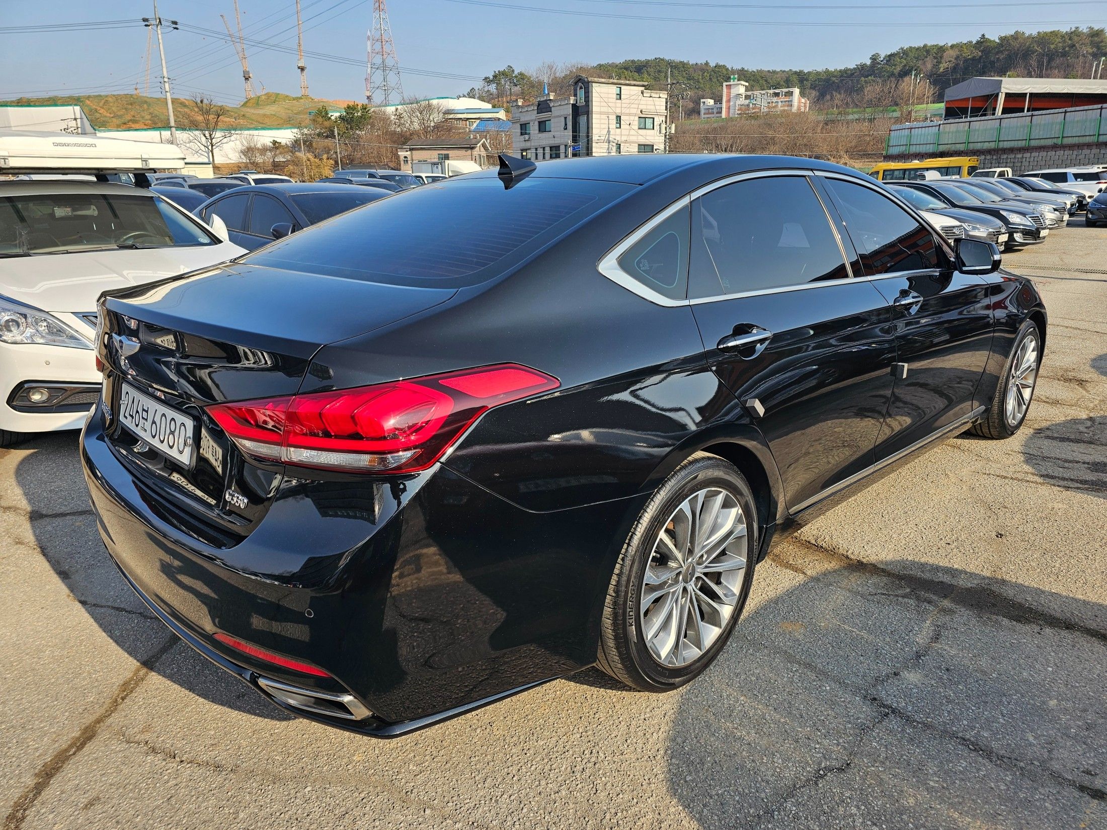 HYUNDAI GENESIS DH 2016