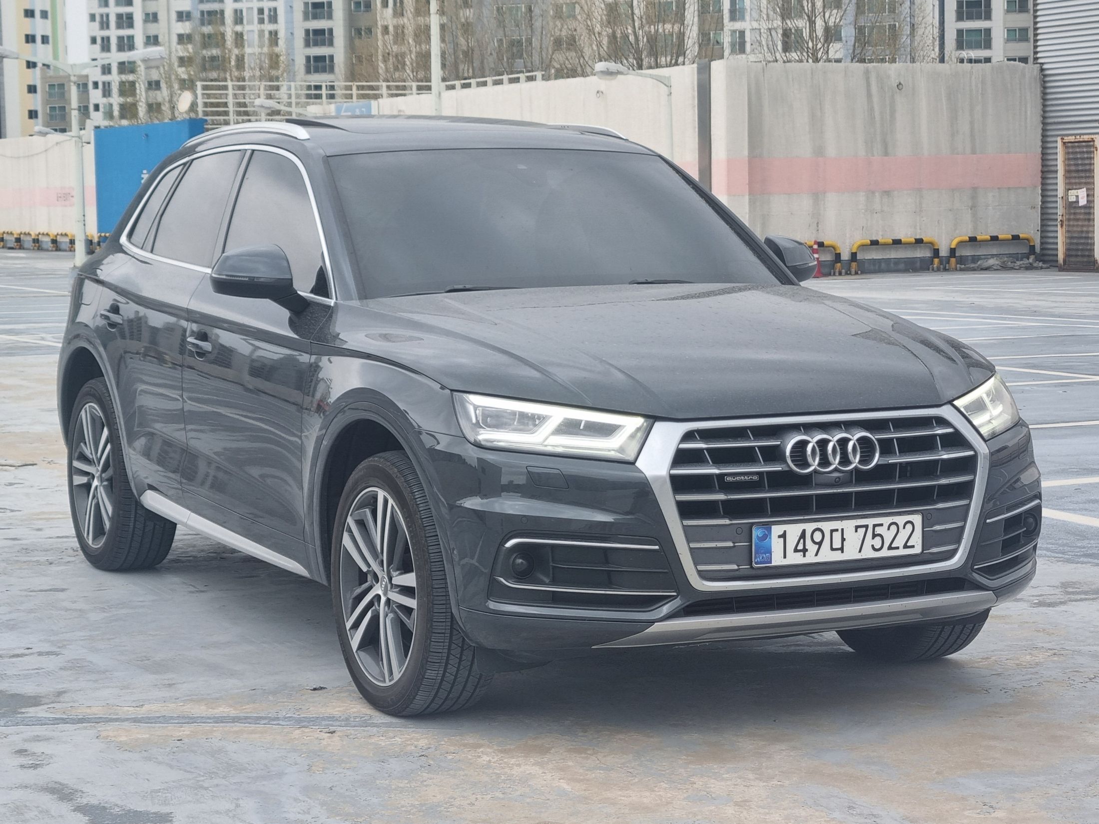 AUDI Q5 FY