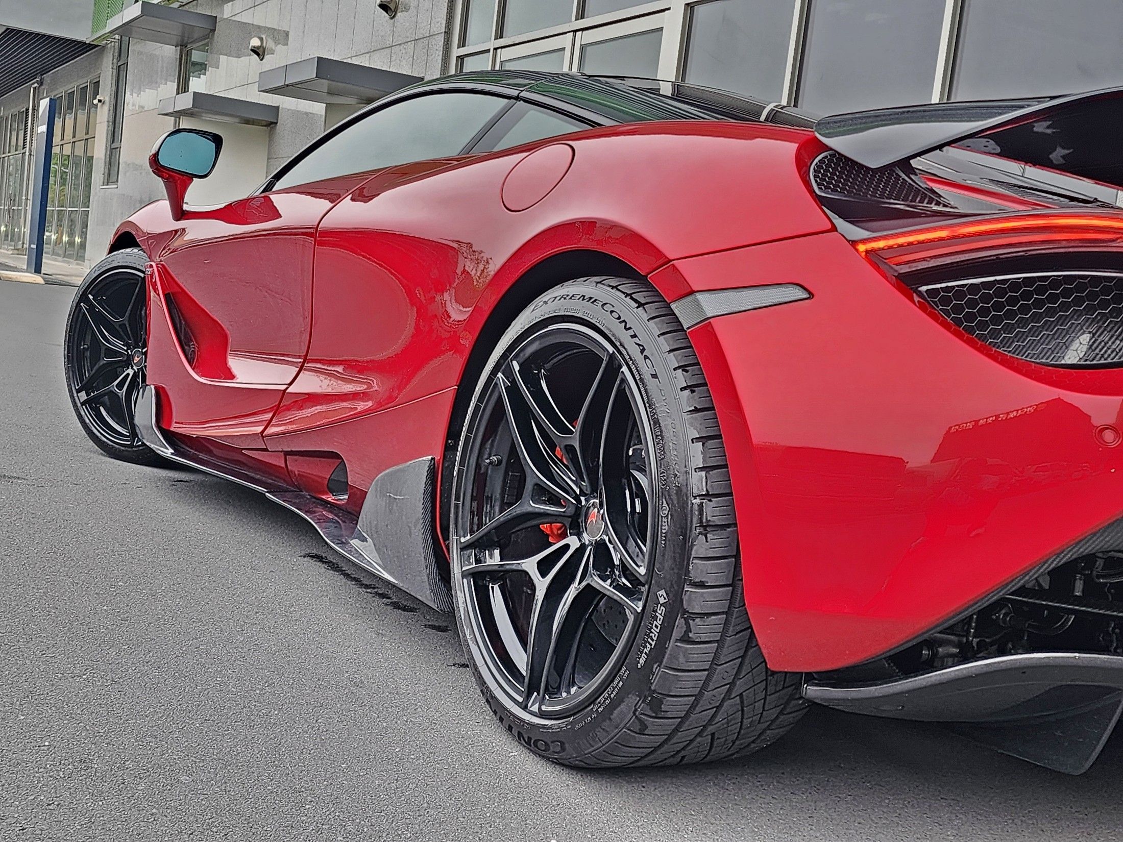 MCLAREN 720S 2017