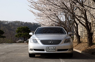 LEXUS LS460 2008