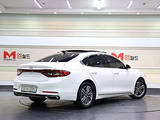 HYUNDAI GRANDEUR IG 2018