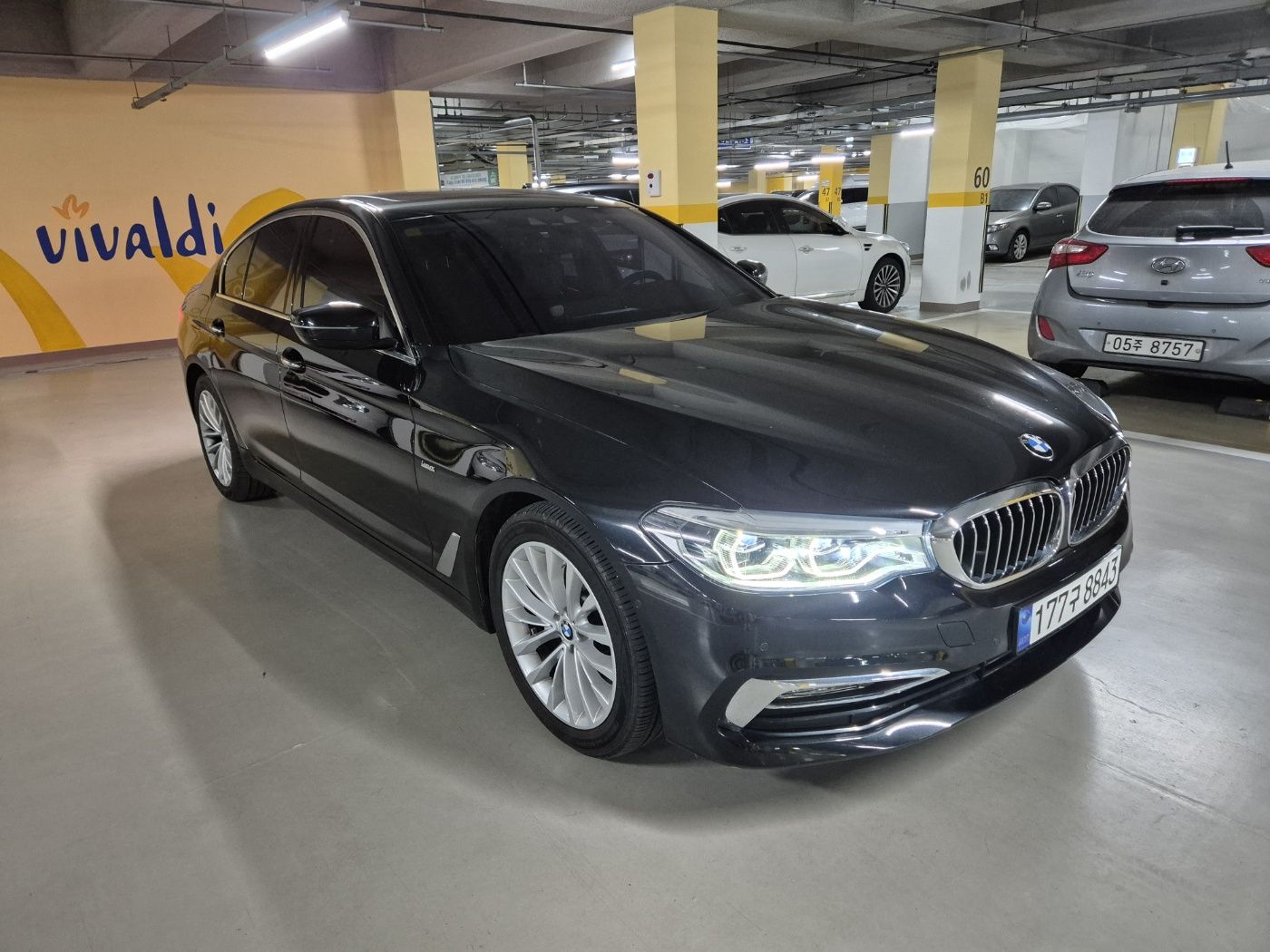 BMW 5-SERIES G30 2018