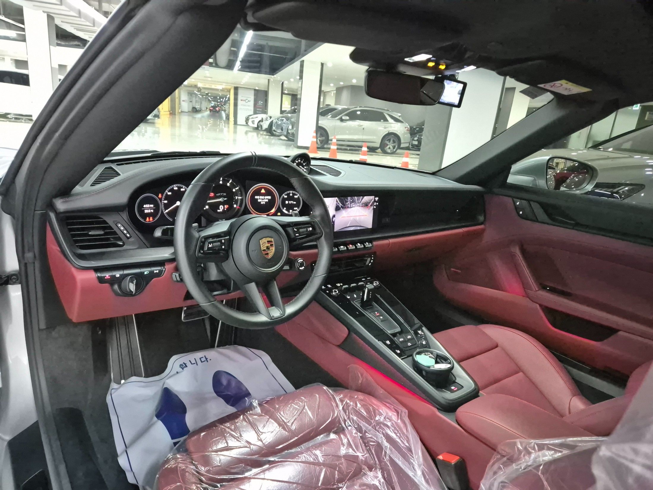 PORSCHE 911 992 2023
