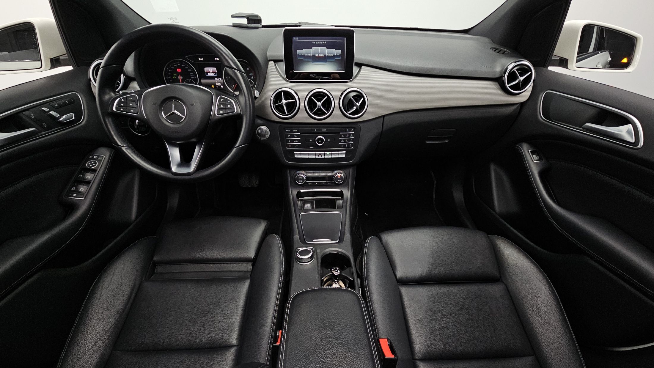 MERCEDES BENZ B-CLASS W246 2016