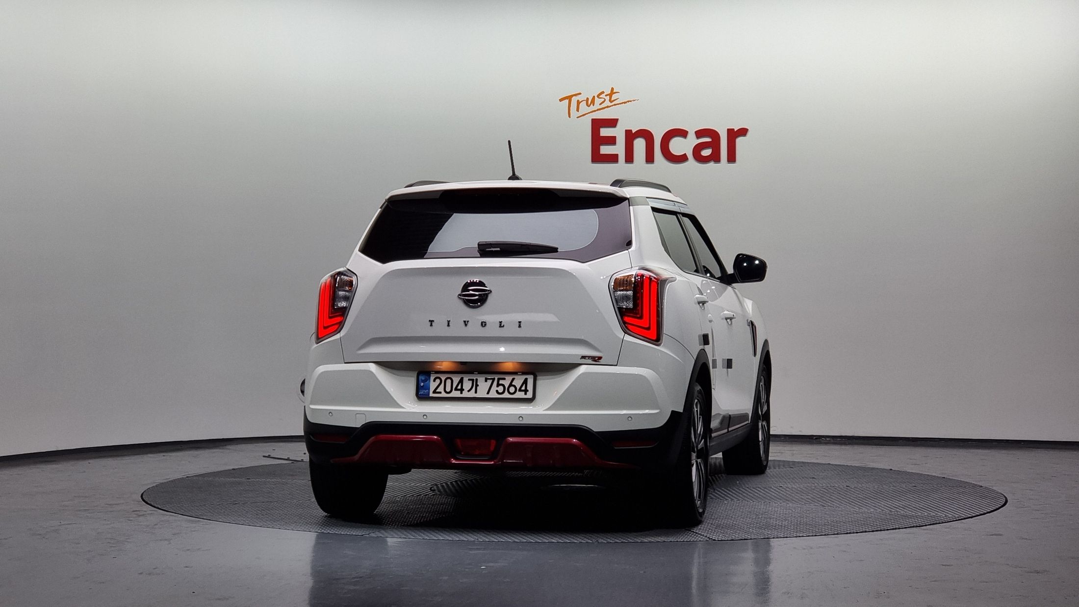 SSANGYONG TIVOLI VERY NEW 2022