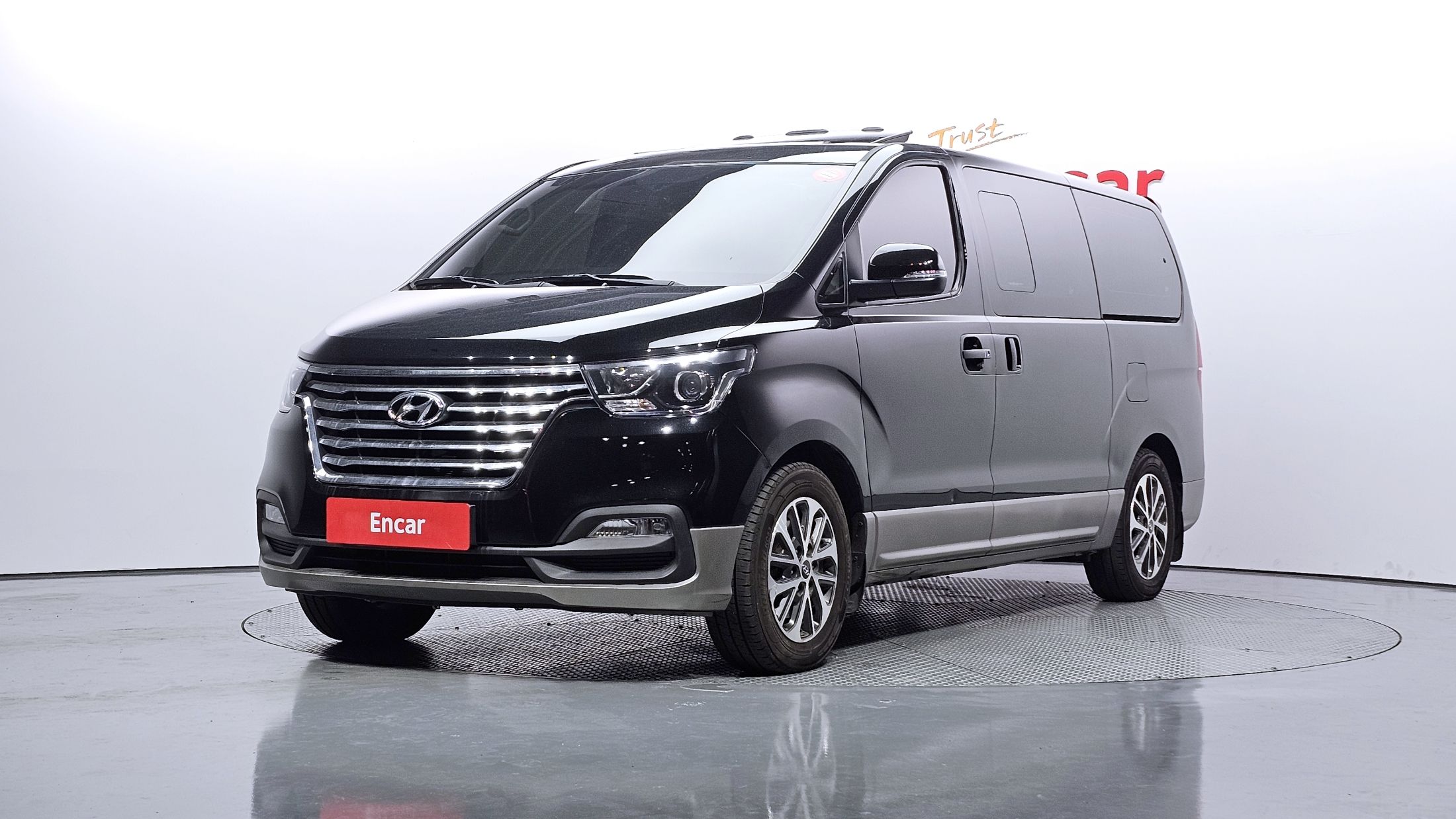 HYUNDAI STAREX GRAND 2020
