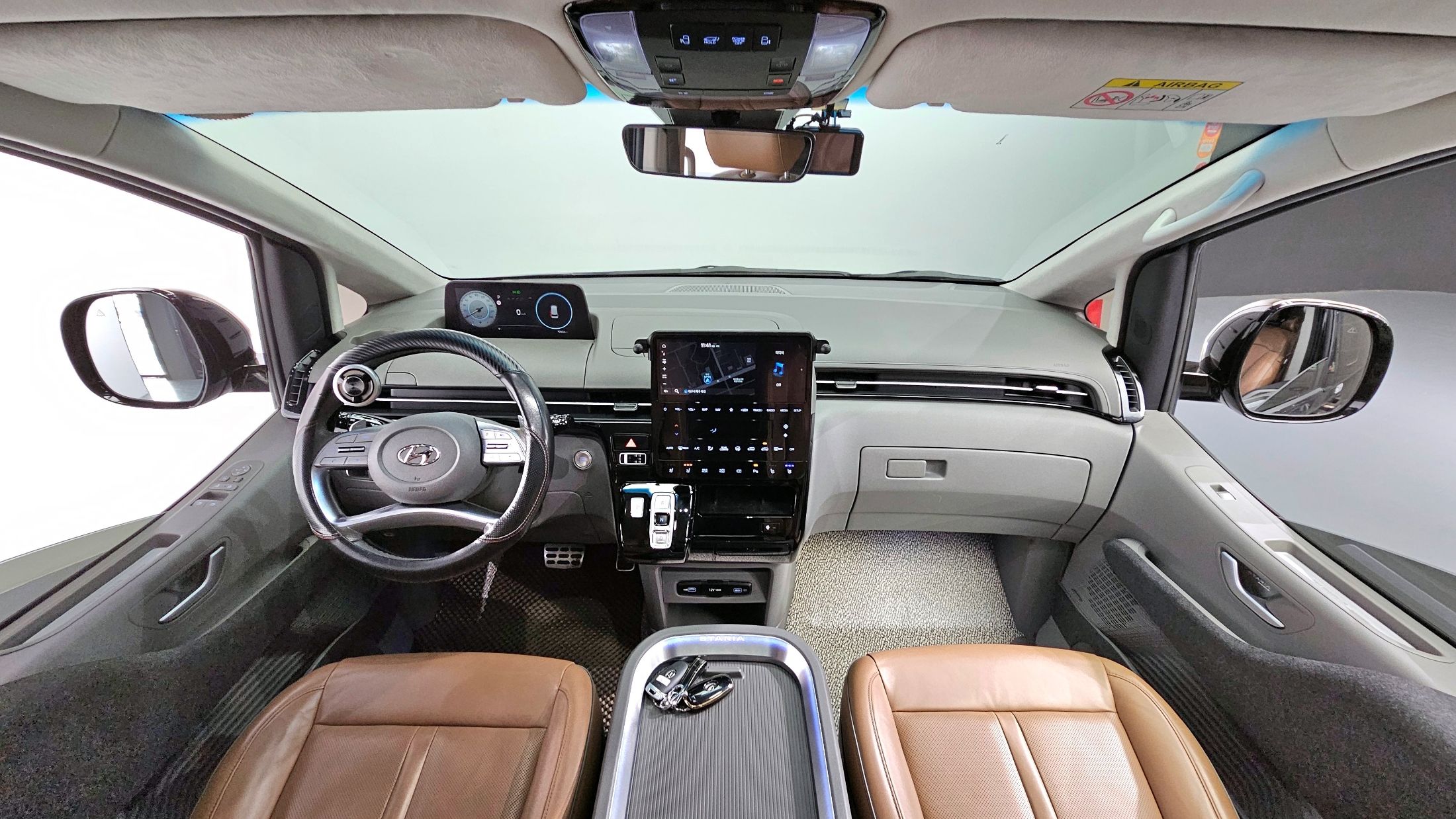 HYUNDAI STARIA 2021