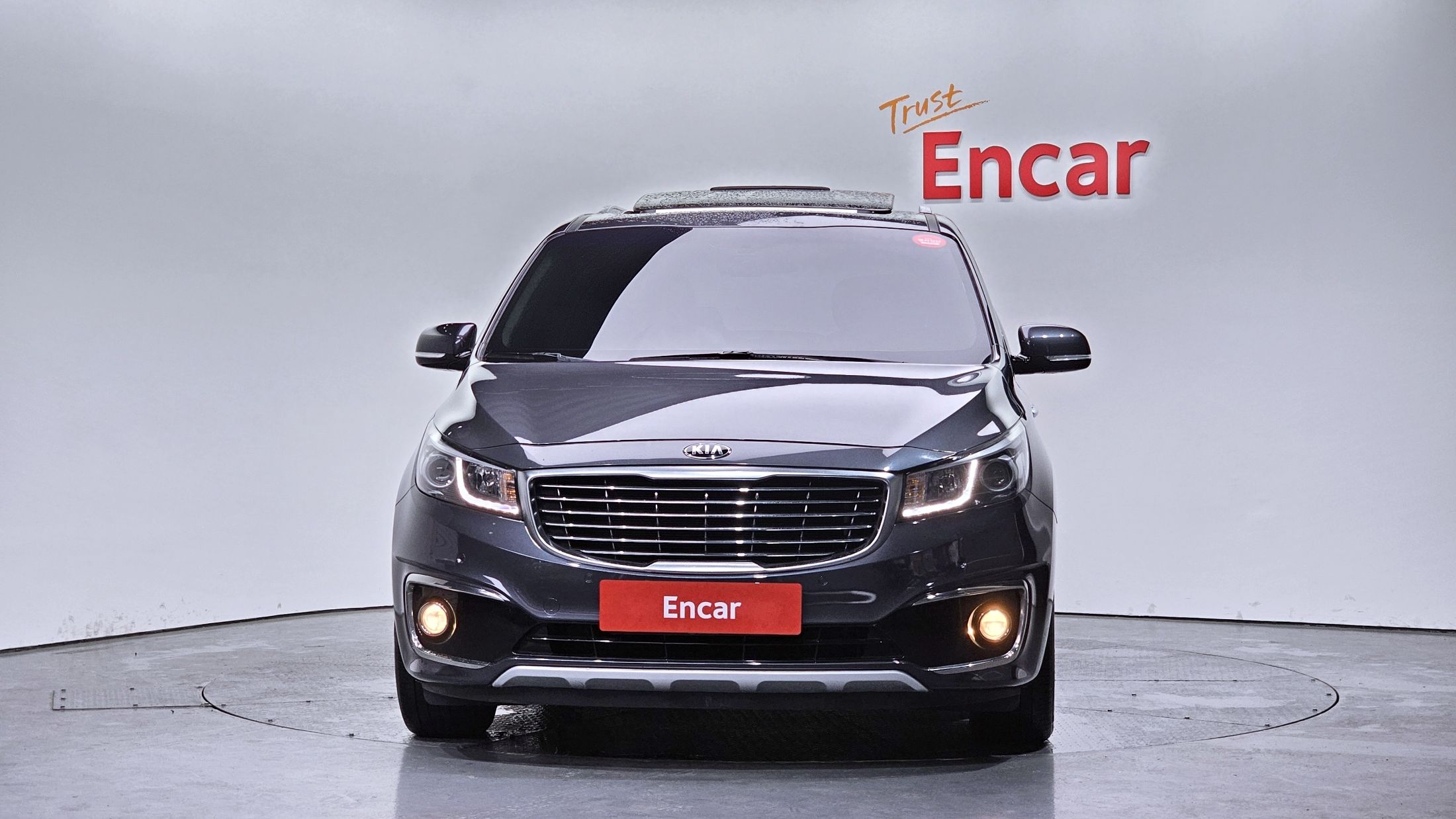 KIA CARNIVAL 2016