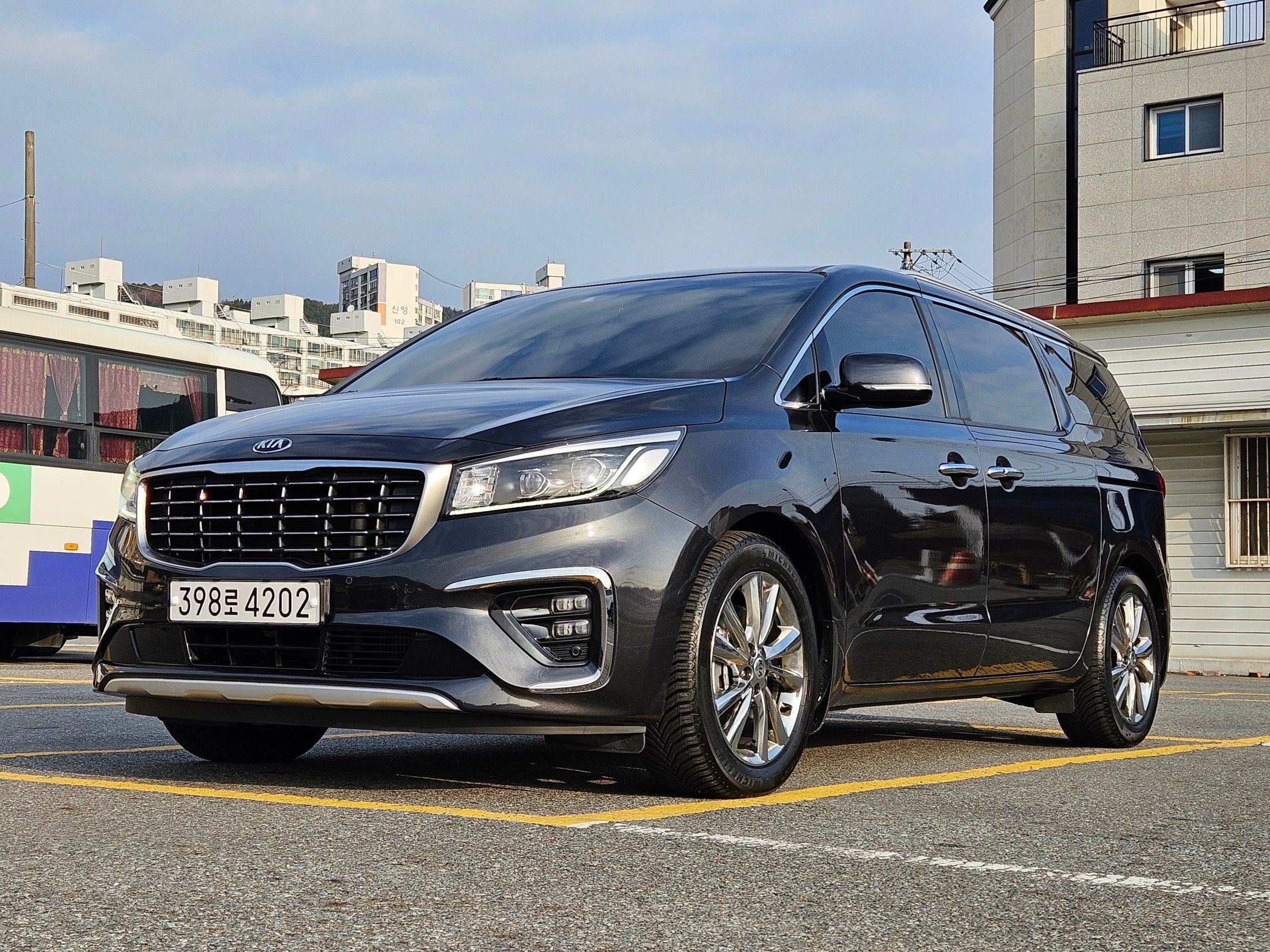 KIA CARNIVAL 2019