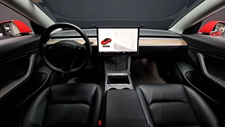 TESLA MODEL 3 2021