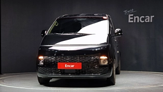 HYUNDAI STARIA 2024